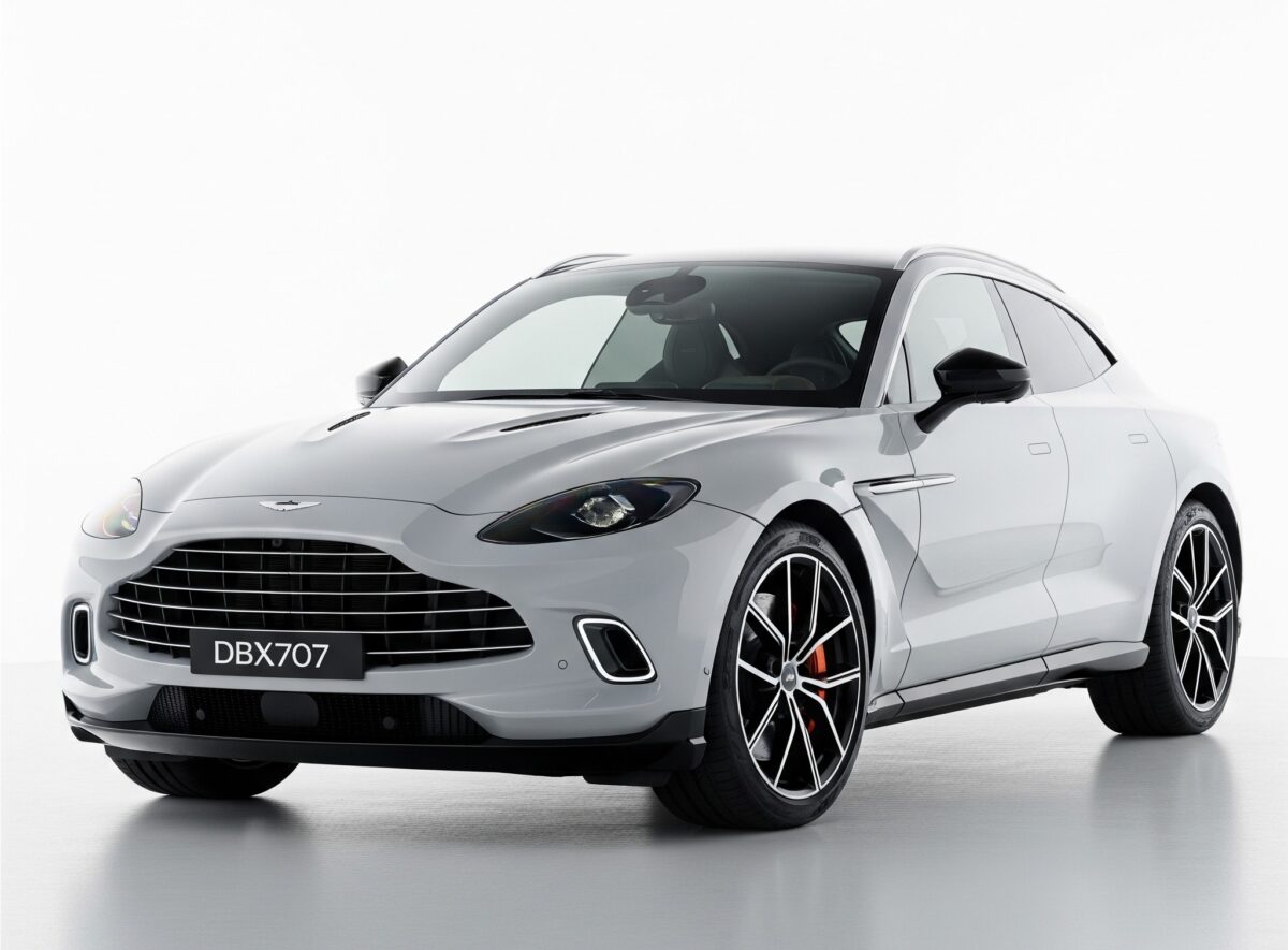 2025 Aston Martin DBX707