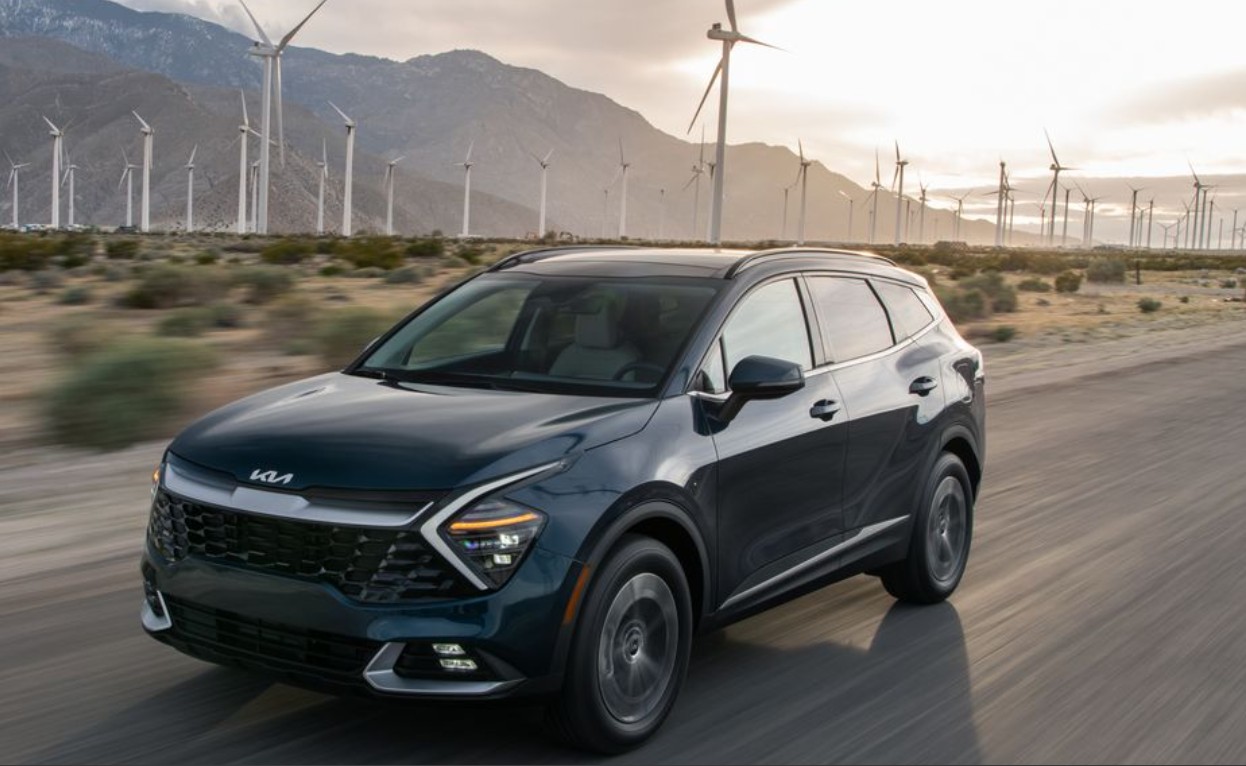 2025 Kia Sportage Hybrid-Performance & Fuel Efficiency Versus the Competition