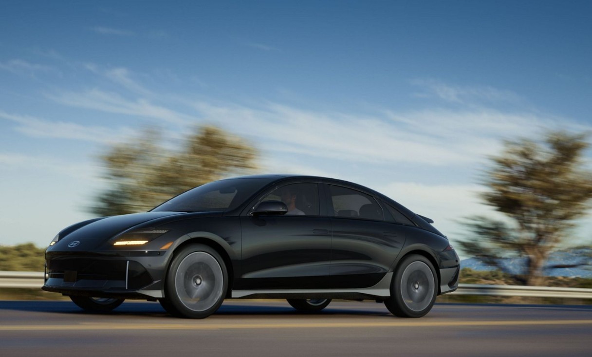 2026 Hyundai Ioniq 6: The Futuristic Electric Sedan That Checks All Boxes