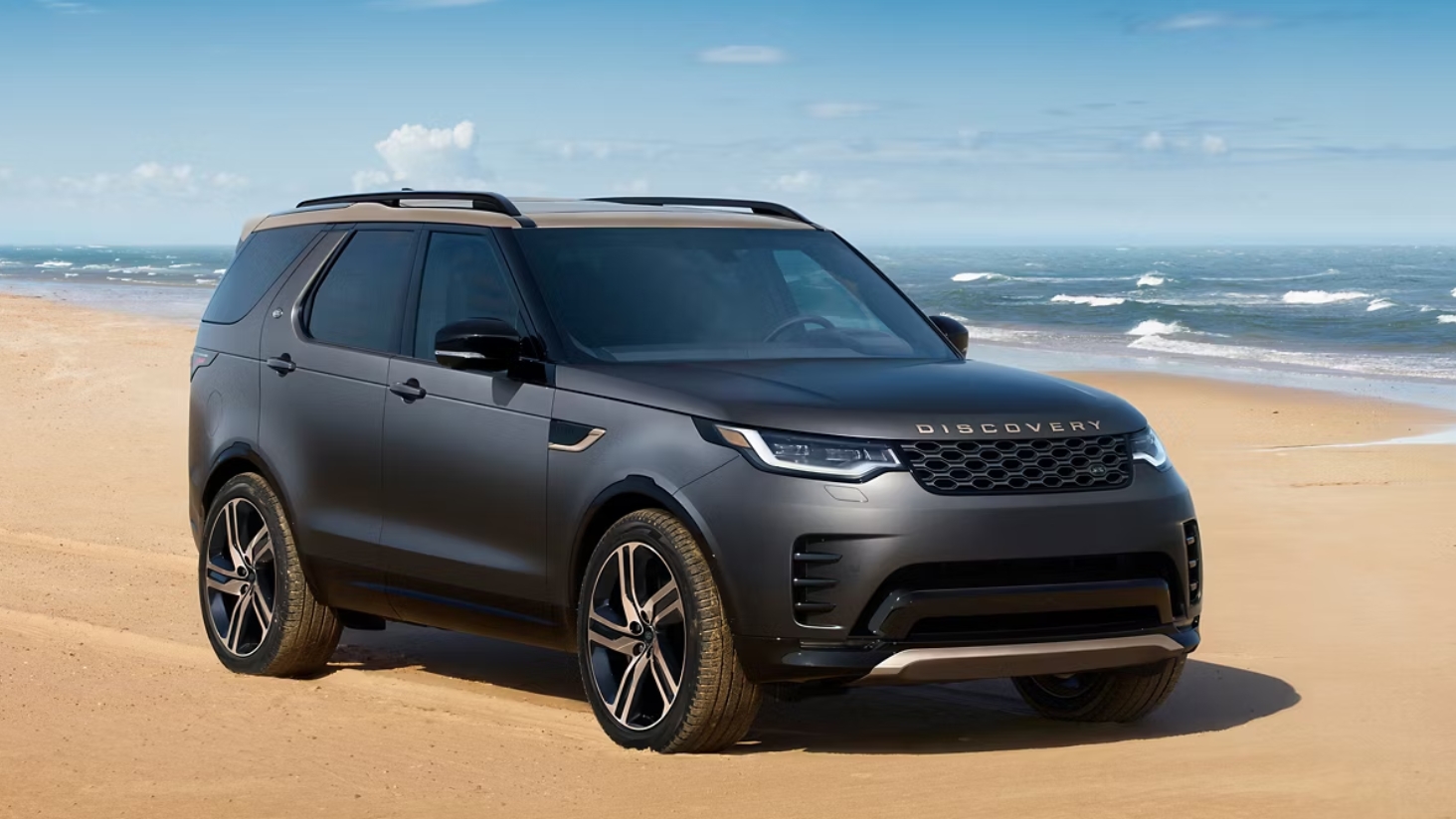 The 2026 Range Rover Discovery: Where Luxury Meets Rugged Capability