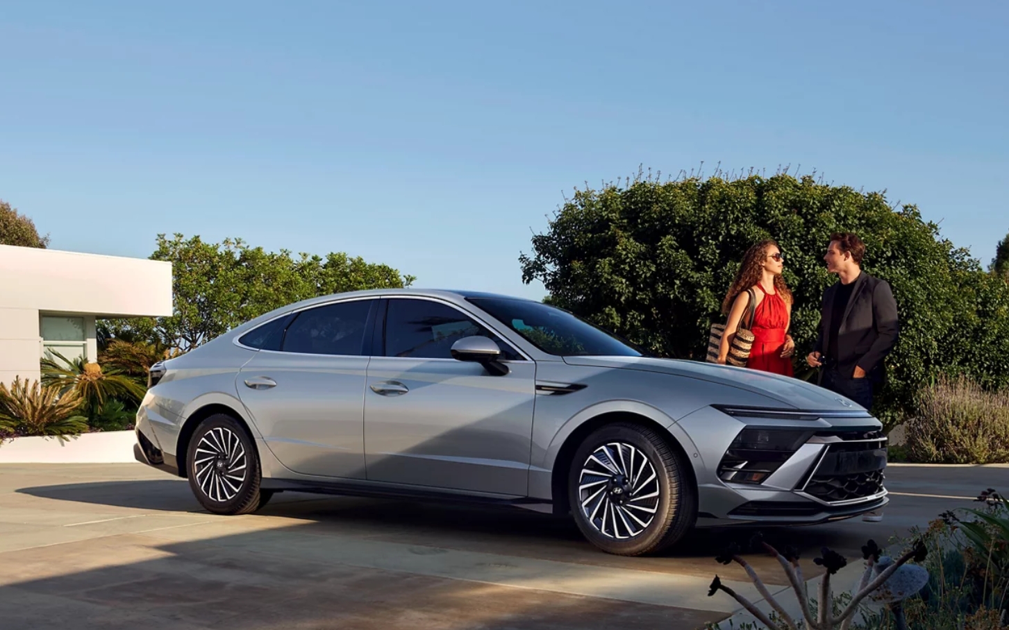 2026 Hyundai Sonata: The Midsize Sedan That Refuses to Fade Away